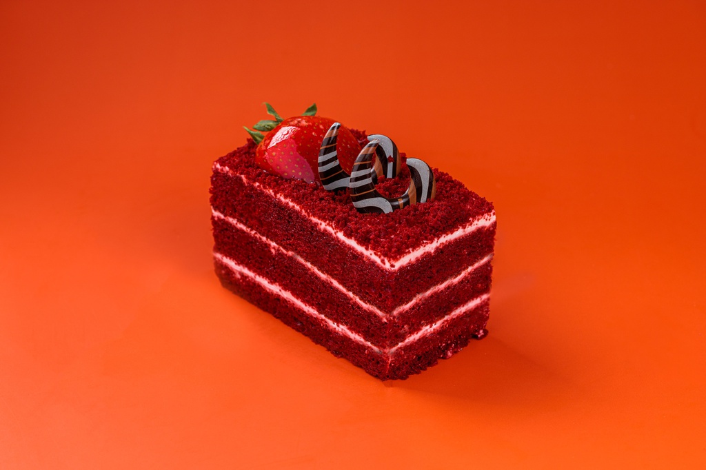 RED VELVET PASTRY