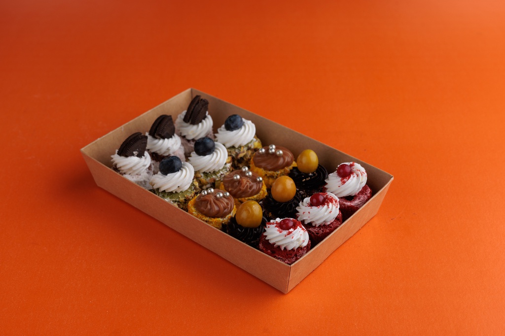 SIGNATURE MINI POP CAKE