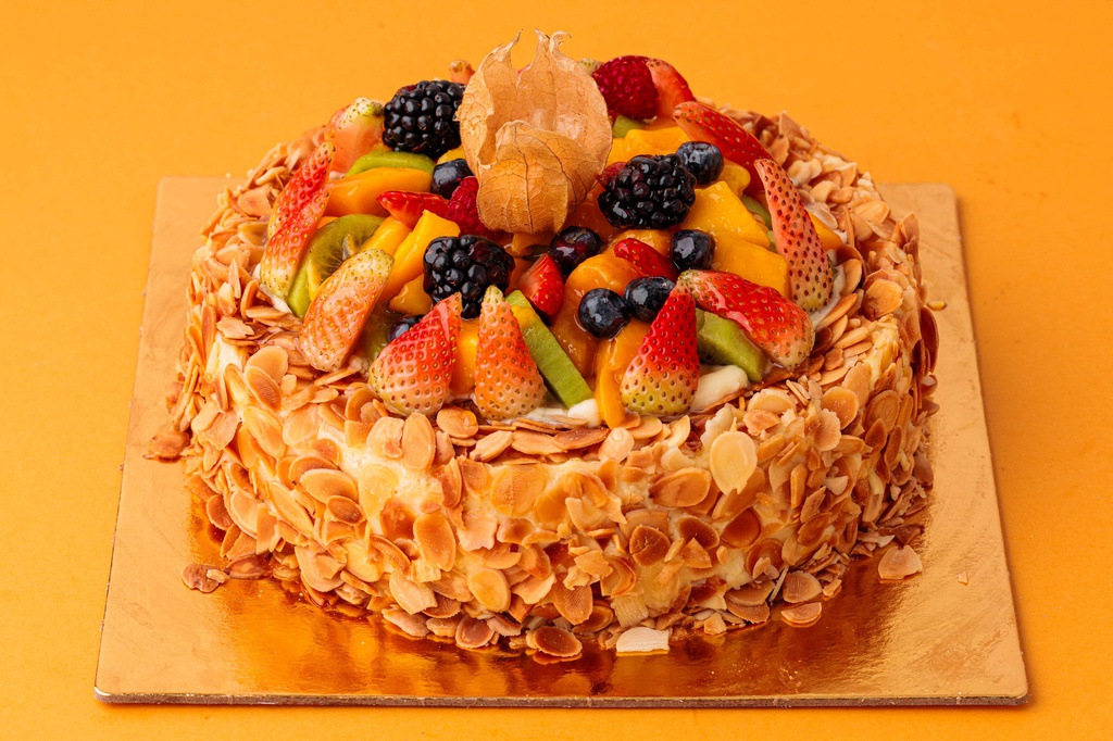 PISTA 1KG FRUIT CAKE