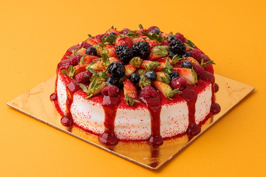 PISTA 1KG WHITE BERRIES CAKE
