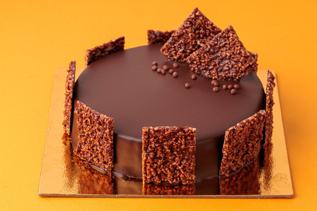 GALAXY CHOCLATE CAKE