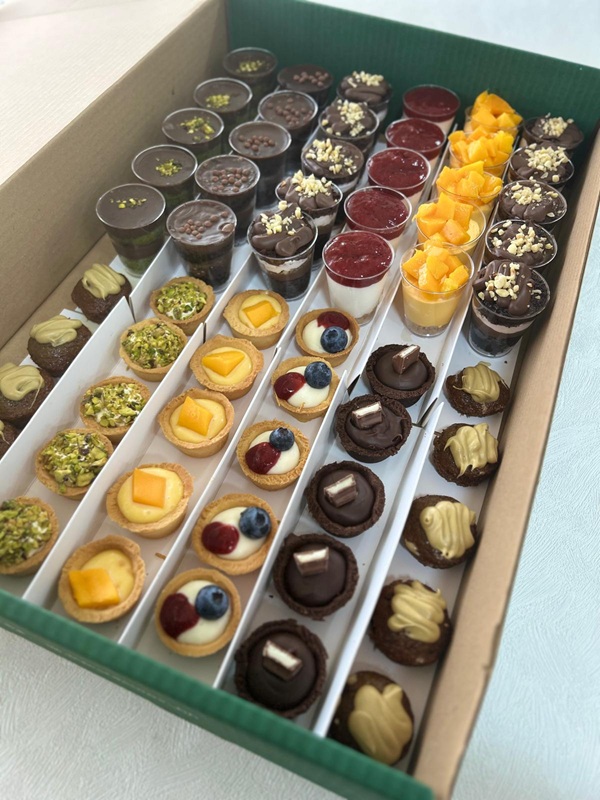 FAMILY SPECIAL BOX