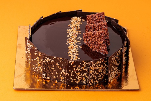 NUTTY NUTELLA CHOCLATE CAKE